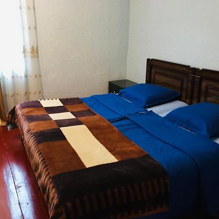 Butichi Guest House Chiatura Exterior foto