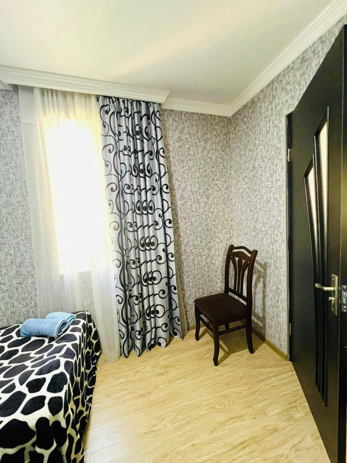 Butichi Guest House Chiatura Exterior foto